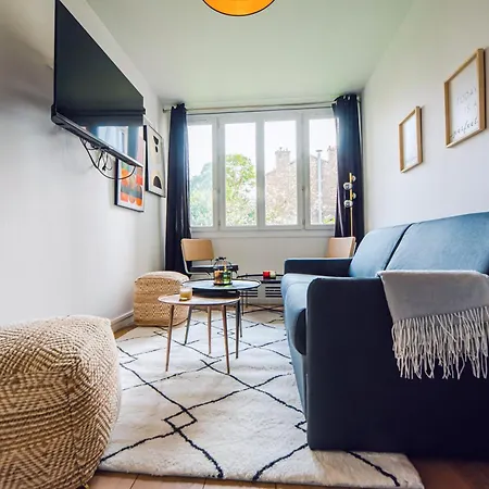 Near Bois De Vincennes